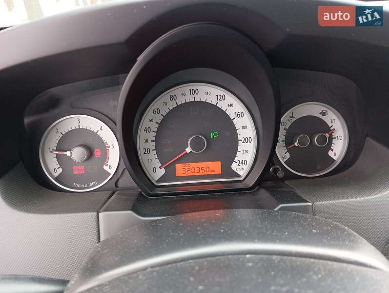 Хетчбек Kia Ceed 2009 в Хмельницькому