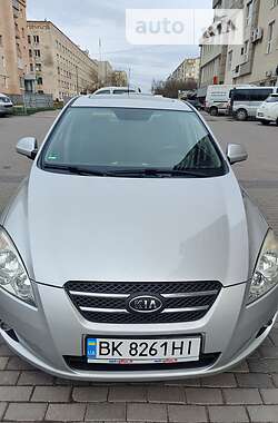 Хэтчбек Kia Ceed 2007 в Ровно