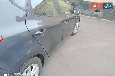 Хэтчбек Kia Ceed 2016 в Калуше