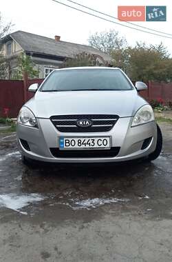 Хэтчбек Kia Ceed 2007 в Борщеве