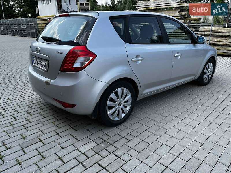 Хэтчбек Kia Ceed 2009 в Львове фото 6 Хэтчбек Kia Ceed 2009 в Львове