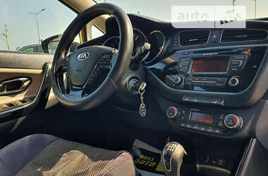 Хетчбек Kia Ceed 2015 в 