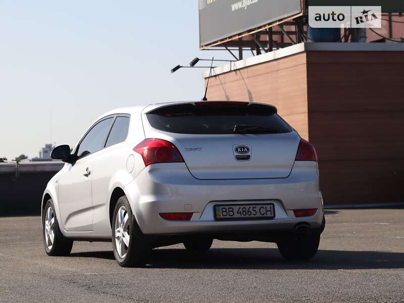Хетчбек Kia Ceed 2008 в Києві