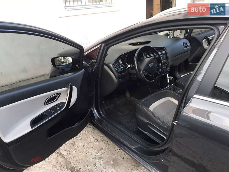 Универсал Kia Ceed 2018 в Глухове