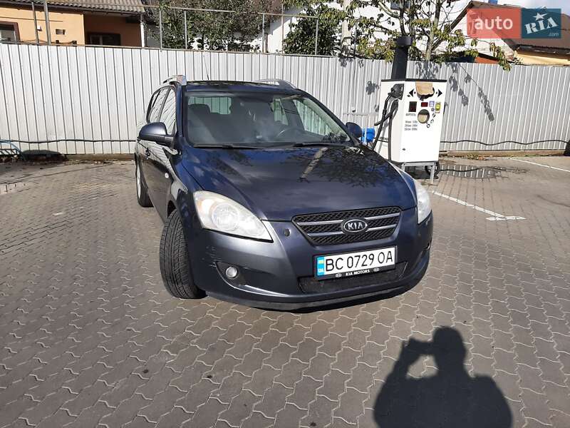 Универсал Kia Ceed 2007 в Луцке