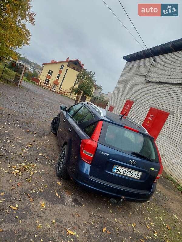 Универсал Kia Ceed 2010 в Львове