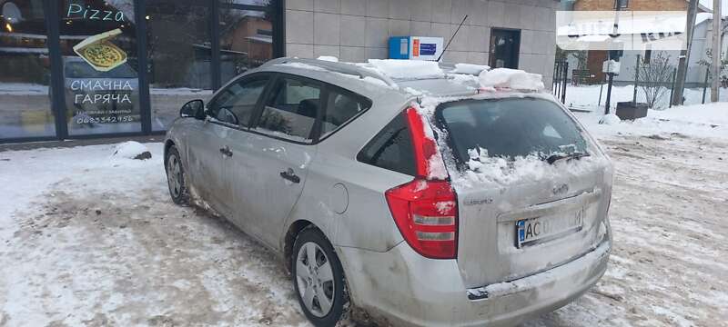 Универсал Kia Ceed 2008 в Луцке
