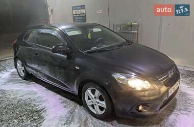 Хэтчбек Kia Ceed 2008 в Запорожье