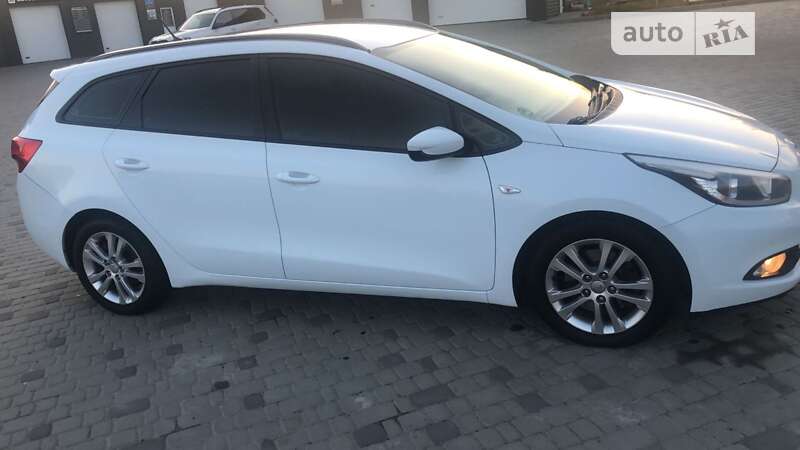 Універсал Kia Ceed 2013 в Тетієві фото 2 Універсал Kia Ceed 2013 в Тетієві