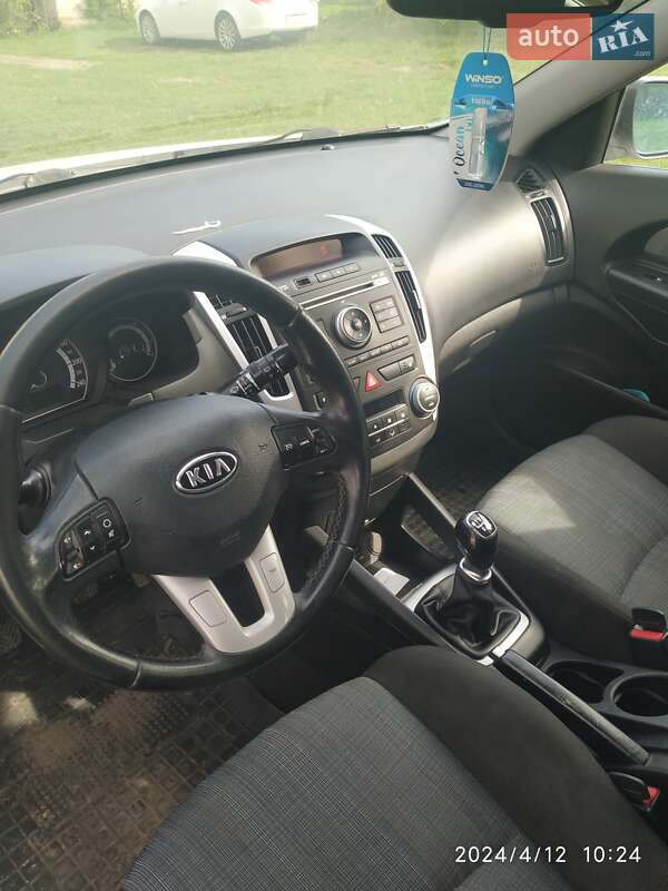 Універсал Kia Ceed 2009 в Львові