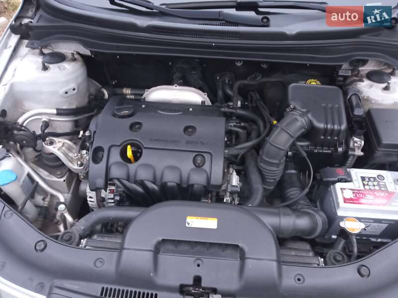Хэтчбек Kia Ceed 2007 в Жидачове