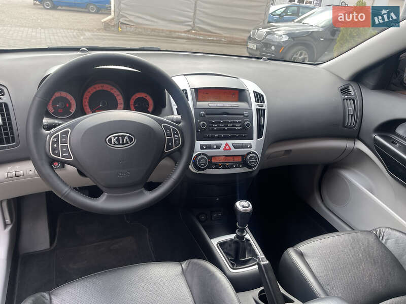 Хетчбек Kia Ceed 2007 в Кривому Розі фото 15 Хетчбек Kia Ceed 2007 в Кривому Розі