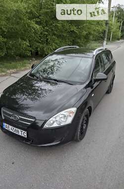 Универсал Kia Ceed 2008 в Днепре