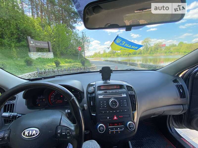 Універсал Kia Ceed 2010 в Шумську