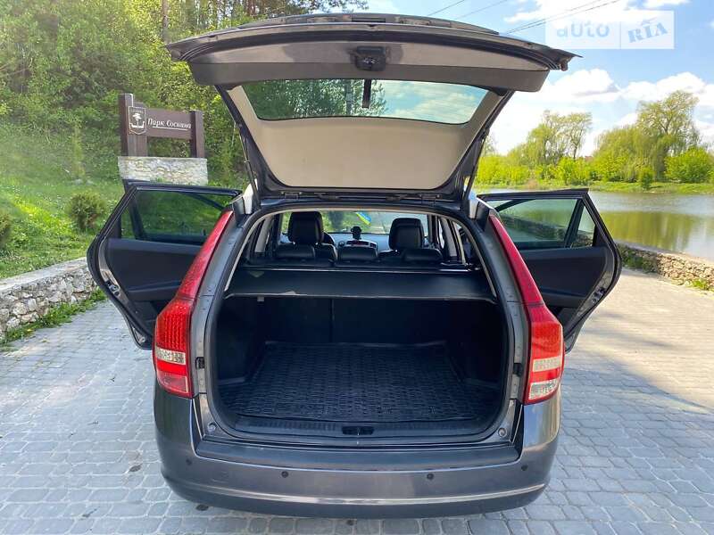 Універсал Kia Ceed 2010 в Шумську