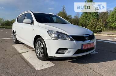 Универсал Kia Ceed 2010 в Калуше