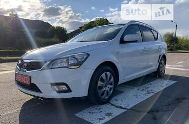 Универсал Kia Ceed 2010 в Калуше