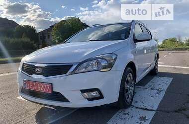 Универсал Kia Ceed 2010 в Калуше