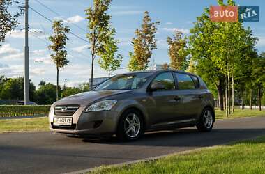 Хэтчбек Kia Ceed 2008 в Днепре