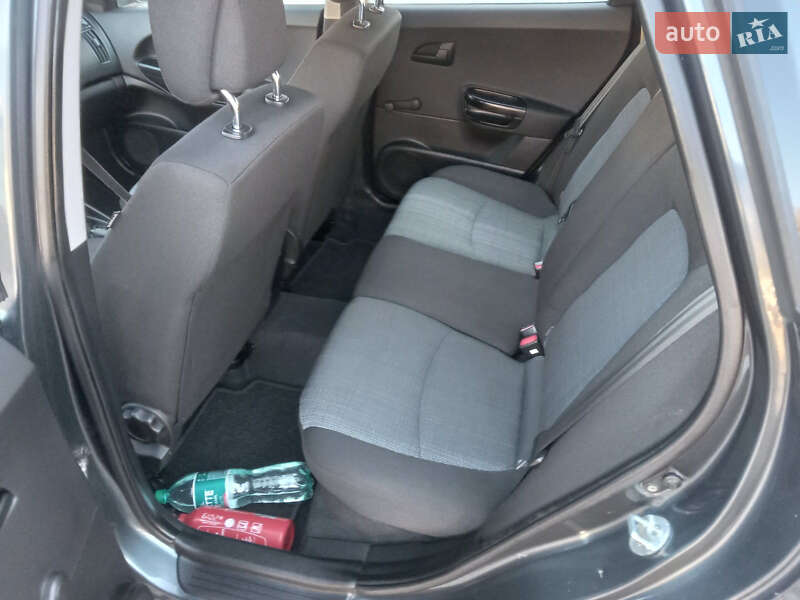 Универсал Kia Ceed 2011 в Звягеле