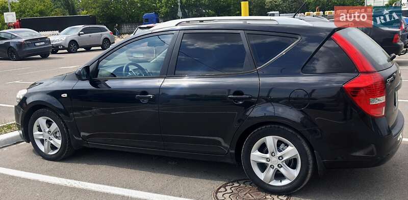 Универсал Kia Ceed 2010 в Киеве фото 2 Универсал Kia Ceed 2010 в Киеве