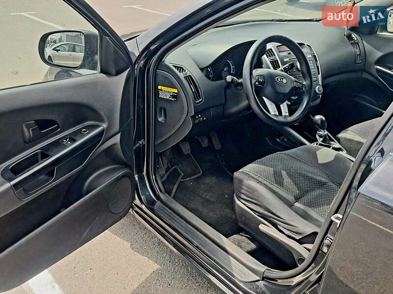 Универсал Kia Ceed 2010 в Киеве фото 6 Универсал Kia Ceed 2010 в Киеве