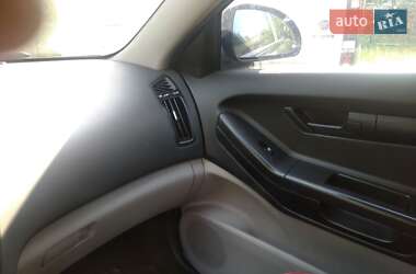 Хэтчбек Kia Ceed 2008 в Львове