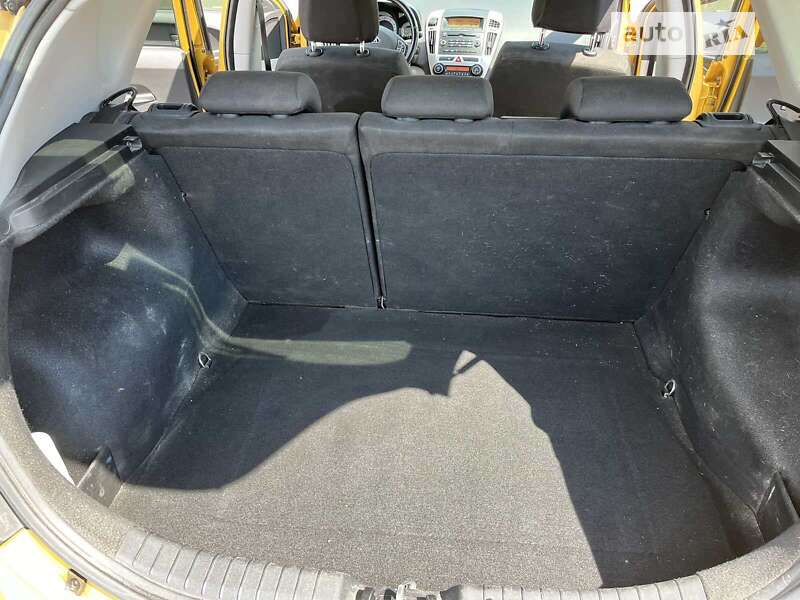Хэтчбек Kia Ceed 2007 в Кривом Роге