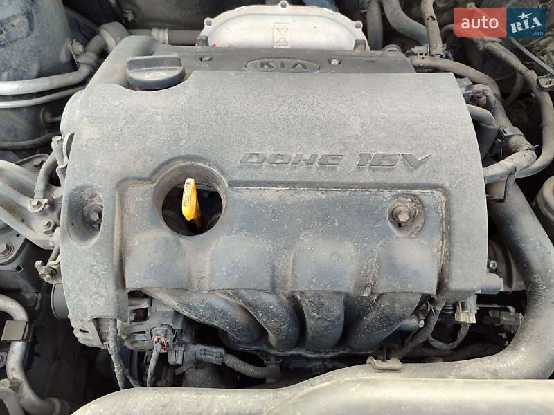 Хэтчбек Kia Ceed 2008 в Днепре