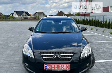 Хэтчбек Kia Ceed 2007 в Луцке