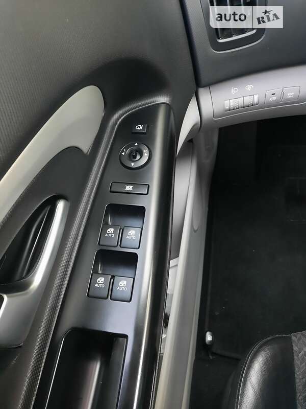 Хэтчбек Kia Ceed 2008 в Киеве