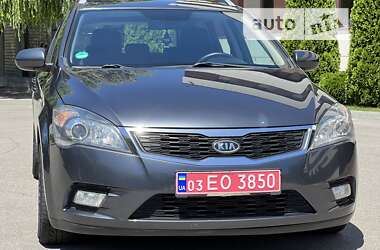 Универсал Kia Ceed 2011 в Днепре