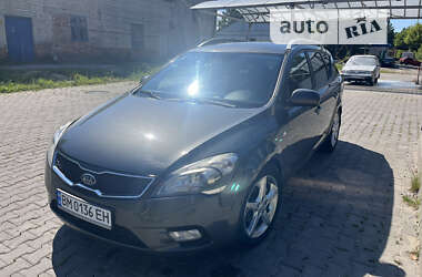 Универсал Kia Ceed 2012 в Глухове