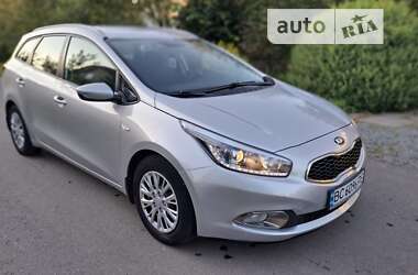 Универсал Kia Ceed 2015 в Самборе