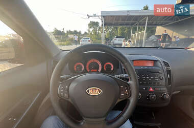 Хетчбек Kia Ceed 2007 в Львові