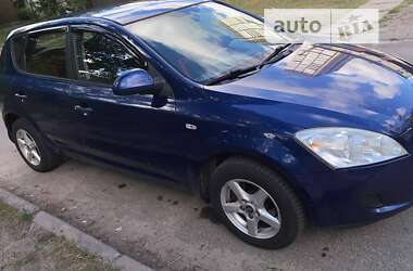 Хетчбек Kia Ceed 2008 в Києві