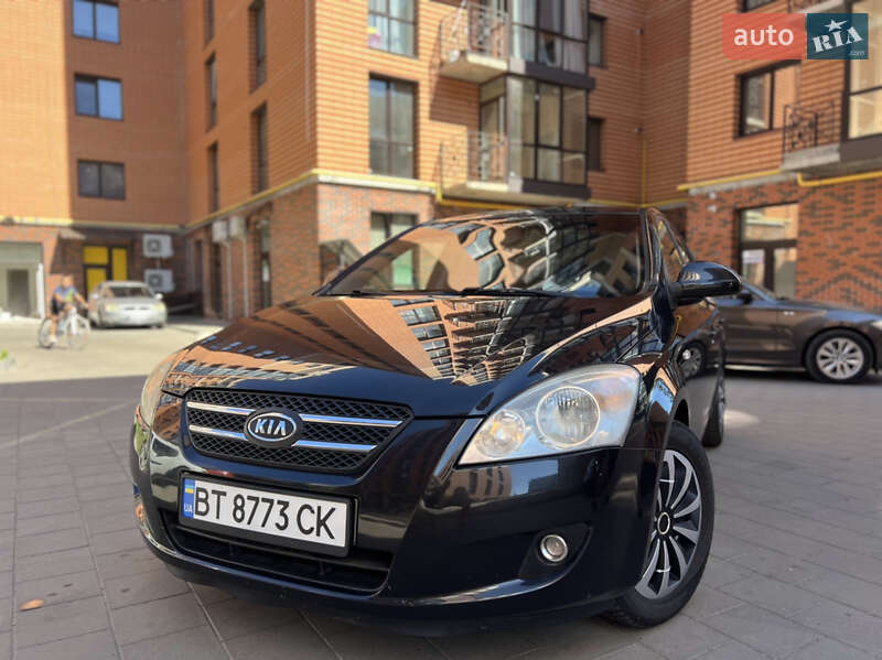 Хэтчбек Kia Ceed 2006 в Ивано-Франковске фото 7 Хэтчбек Kia Ceed 2006 в Ивано-Франковске