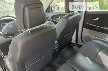 Хэтчбек Kia Ceed 2007 в 