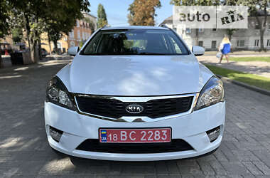 Універсал Kia Ceed 2011 в Сумах