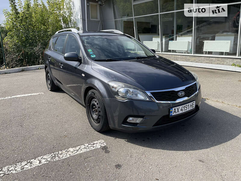 Универсал Kia Ceed 2010 в Харькове