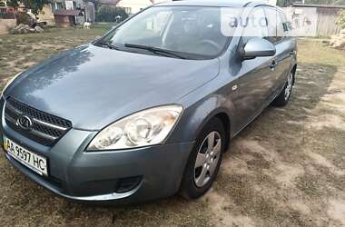 Универсал Kia Ceed 2008 в Киеве