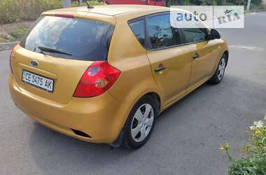 Хэтчбек Kia Ceed 2007 в Днепре