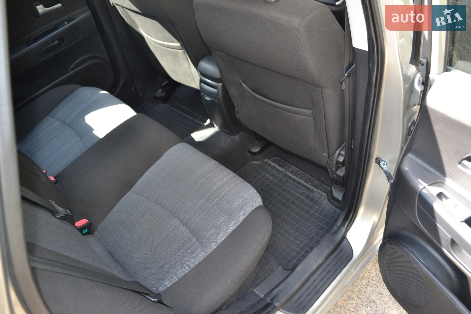 2010 Kia Cee'd - мініатюра 13