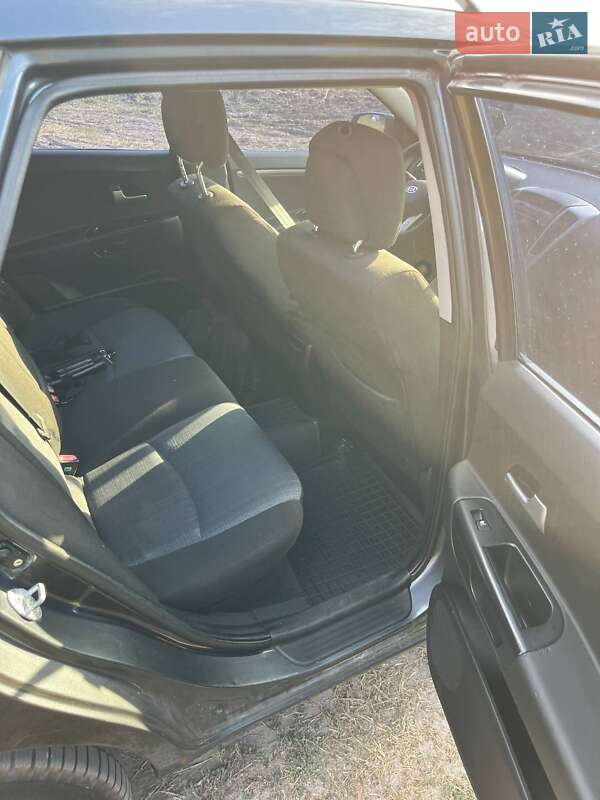 Универсал Kia Ceed 2010 в Радивилове