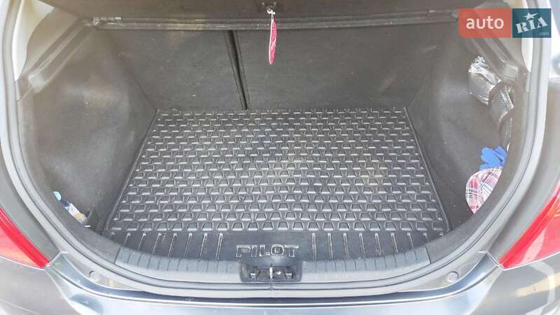 Хэтчбек Kia Ceed 2007 в Ровно