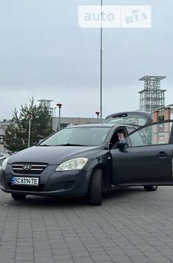 Хэтчбек Kia Ceed 2008 в Львове