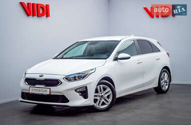 Хэтчбек Kia Ceed 2019 в 