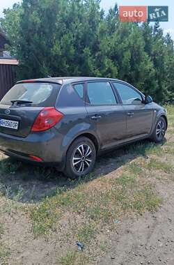 Хетчбек Kia Ceed 2008 в Близнюках