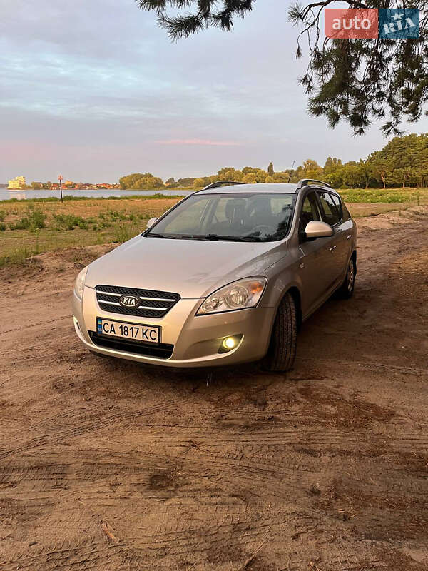 Універсал Kia Ceed 2008 в Черкасах