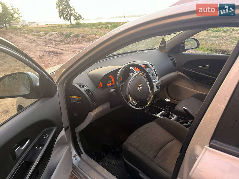 Універсал Kia Ceed 2008 в Черкасах